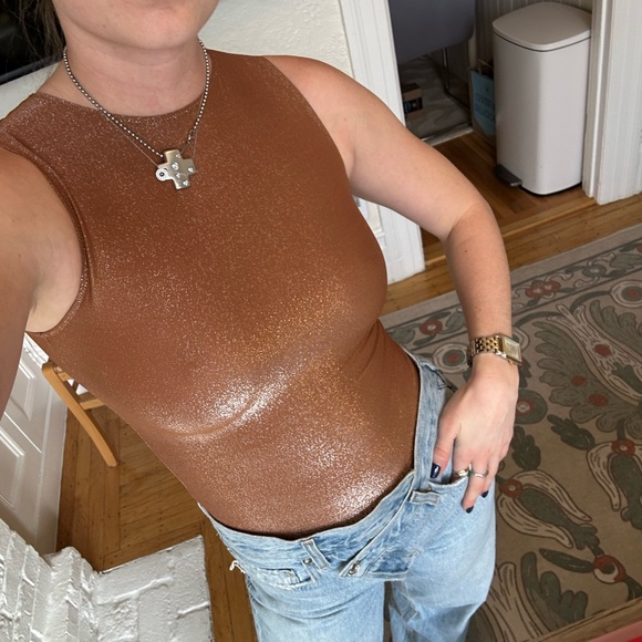 Sleek Brown Sleeveless Top - Picture 2 of 2